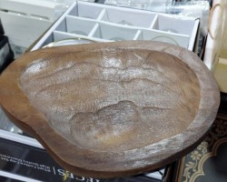 جاط تقديم فواكه خشب هندي مدور مطعوج 25 سم